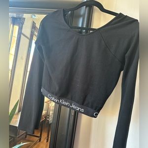 Calvin Klein crop too long sleeve
